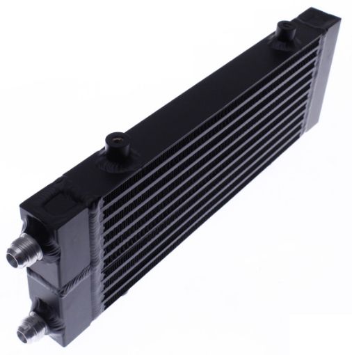 Bilde av Universal Dual Pass bar & Plate Oil Cooler - Medium - Sort - AN10