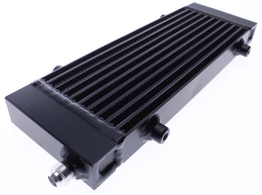 Bilde av Universal Dual Pass bar & Plate Oil Cooler - Medium - Sort - AN10 - High Flow