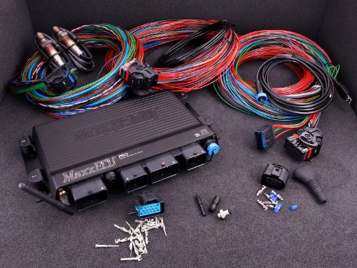 Bilde av MaxxECU PRO PREMIUM (ECU, harnesses, accessories and LSU 4.2)